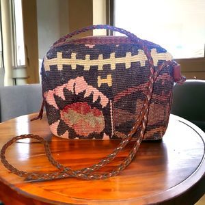 SOLD SOLDVtg LJS Collection Boho Aztec Woven Wool Shoulder Bag Braided Leather